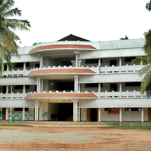 The Pioneer School enatrance gate